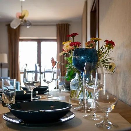 Przytulny Kat W Park W Budynku Z Basenem, Sauna, Jacuzzi