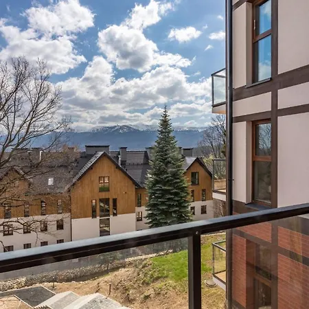 Przytulny Kat W Park W Budynku Z Basenem, Sauna, Jacuzzi * شكلارسكا بوريبا