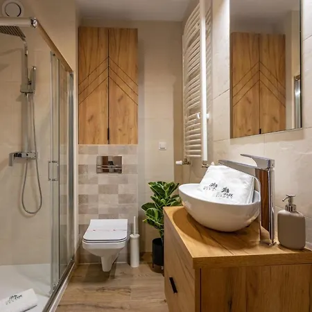 Przytulny Kat W Park W Budynku Z Basenem, Sauna, Jacuzzi *