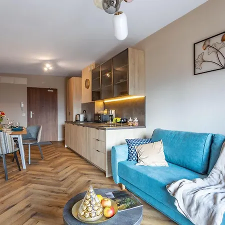 Przytulny Kat W Park W Budynku Z Basenem, Sauna, Jacuzzi Apartamento