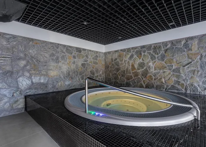 Przytulny Kat W Park W Budynku Z Basenem, Sauna, Jacuzzi Appartement Szklarska Poręba